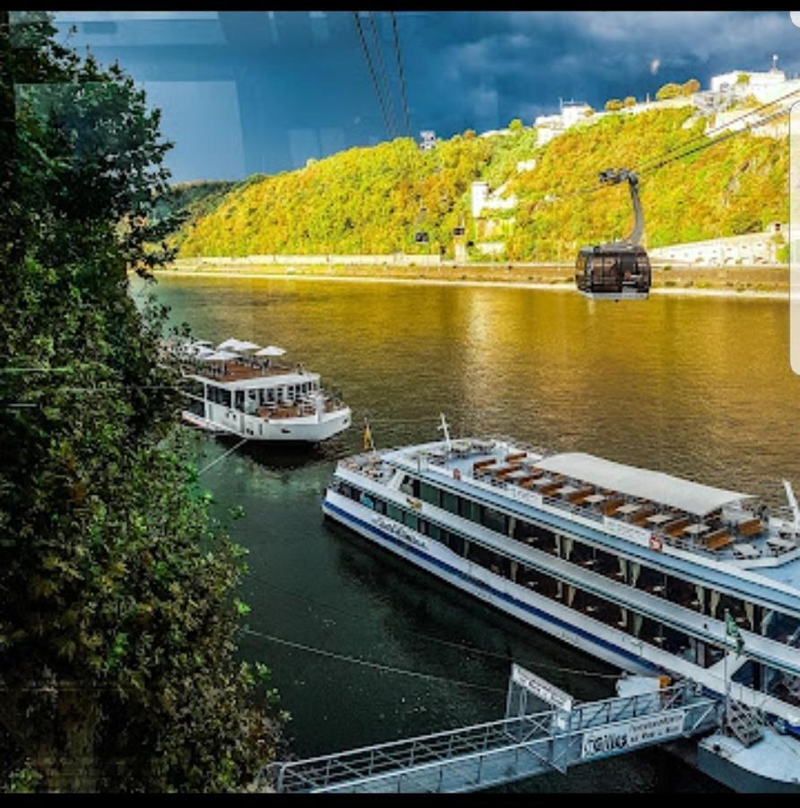 Fewo Mit Terasse Neuwied & Koblenz ภายนอก รูปภาพ
